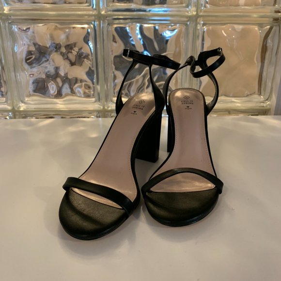 Call It Spring Block Heel Sandals - Size 7 - Picture 2 of 6